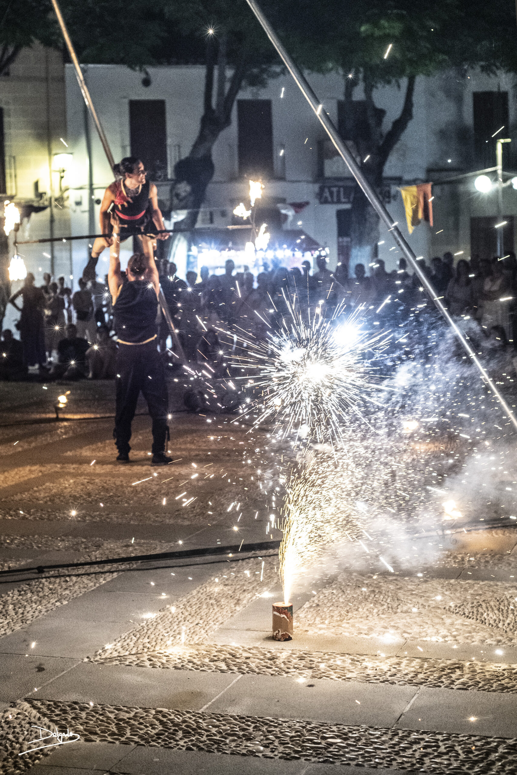 Fotogalería: Fuego y telas con Arsalabrasa